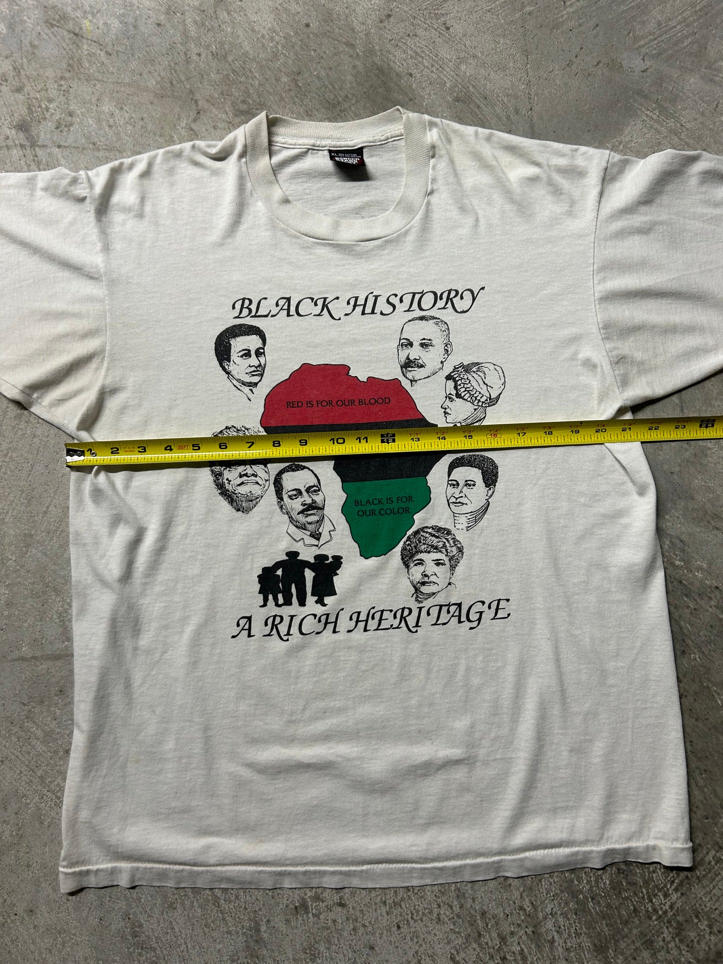 1990s Black History Africa Tee (XL)