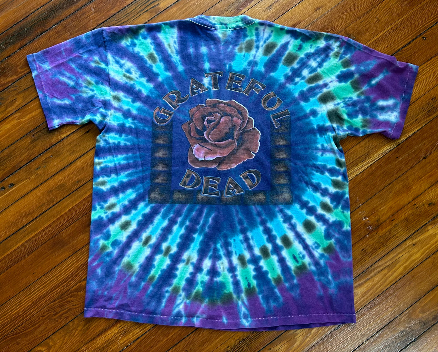 Vintage 1990s Grateful Dead band tee (2XL)